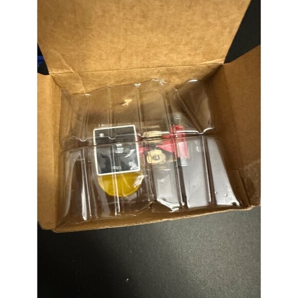 Eskimo Pie Boy On Ice Cream Tricycle Adult Collectible Ertl Die-Cast Figure & Tr - Picture 6 of 10